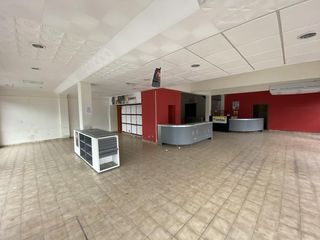 Foto 12 de INSABELLA PROPIEDADES - VENDE EXCELENTE ESQUINA COMERCIAL