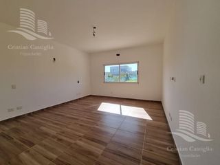 Foto 28 de Venta - Casa 4/Cuatro Ambientes, Dependencia, Jardín - San Gabriel, Villanueva