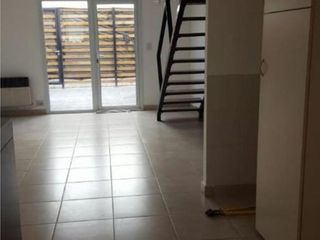 Foto 5 de VENTA DUPLEX - 2 DORM. EXCELENTE ACCESO - CHACABUCO AL 500 CENTENARIO NEUQUEN