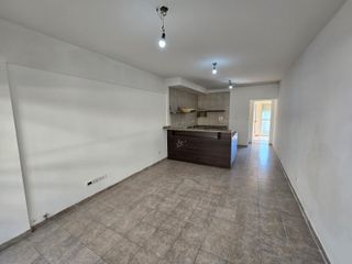 Foto 10 de DEPTO 2 AMB REMODELADA - SEGURIDAD 24HS, PARRILLA Y SUM