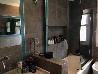 Foto 10 de Casa en venta sobre la laguna en el Barrio Santa Barbara