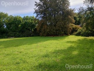 Foto 1 de Venta Lote central en Barrio Privado San Francisco con salida a pulmón verde.