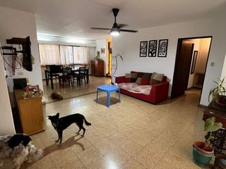 Foto 4 de VENTA HERMOSA CASA DE 3 DORM - ALTA CORDOBA