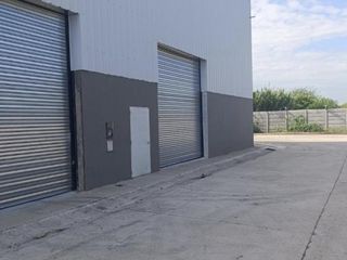 Foto 1 de Excelente Depósito en Alquiler en Rosario