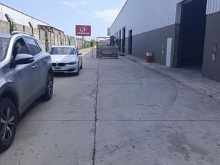 Foto 2 de Excelente Depósito en Alquiler en Rosario