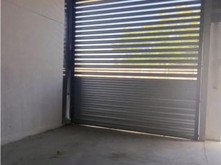 Foto 4 de Excelente Depósito en Alquiler en Rosario