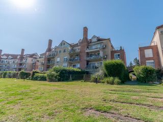Foto 4 de Departamento de 2 ambientes  en venta  Santa Barbara