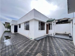 Foto 21 de Mitad del Mundo, Casa en Venta, 118m2, 3 Habitaciones