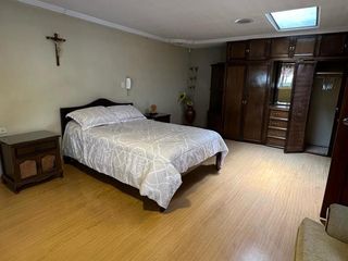 Foto 1 de RENTA Departamento Amoblado en el Centro Histórico de Cuenca