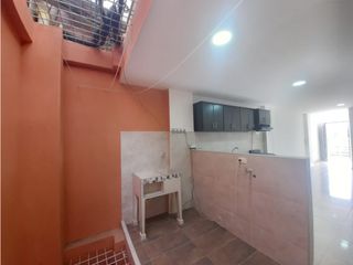 Foto 18 de ALQUILER CASA 3er PISO  BARRIO CIUDAD 2000