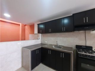 Foto 5 de ALQUILER CASA 3er PISO  BARRIO CIUDAD 2000