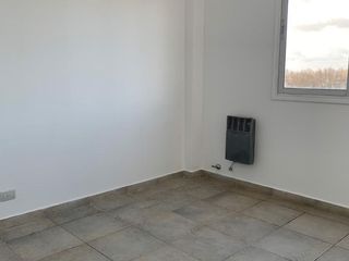 Foto 8 de Departamento en alquiler de 2 ambientes en Devoto. Muy luminoso. Gran balcón.