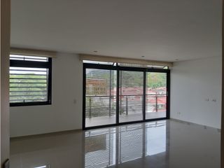 Foto 10 de B604 Palos de Caña