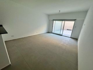 Foto 8 de Excelente monoambiente con patio a estrenar