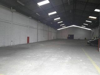 Foto 4 de Galpón I2 en arriendo norte de Quito sector Cristiania