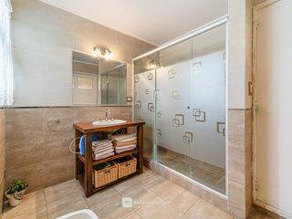 Foto 32 de Venta - Casa 4 ambientes con parque y quincho - Zona Chauvin