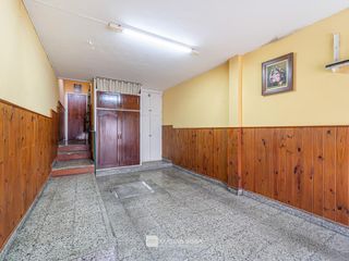 Foto 18 de Venta - Casa 4 ambientes con parque y quincho - Zona Chauvin