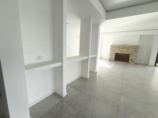 Foto 21 de VENTA CASA - EL CANTON VISTA AL GOLF 5 AMBIENTES