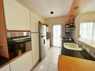 Foto 7 de Casa en  VENTA EN LA PLATA