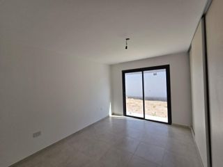 Foto 9 de Casa en  ALQUILER