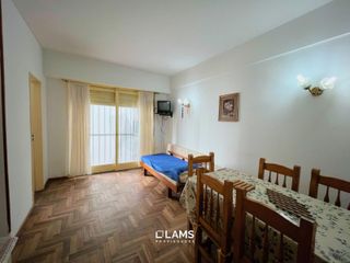 Foto 2 de Alquiler Marzo a Diciembre - Departamento 2 ambientes - Zona Macrocentro