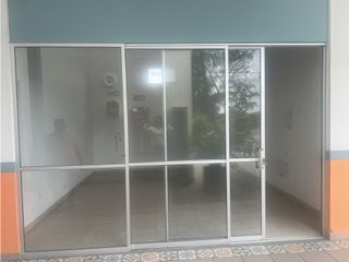 Foto 2 de ALQUILER LOCALES EN MALL COMERCIAL VIA EL CAIMO QUINDIO