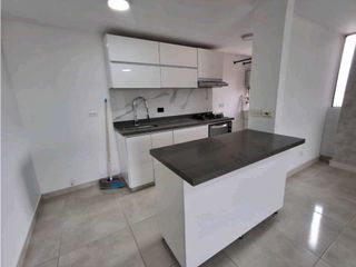 Foto 2 de Apartamento en arriendo Los Colores
