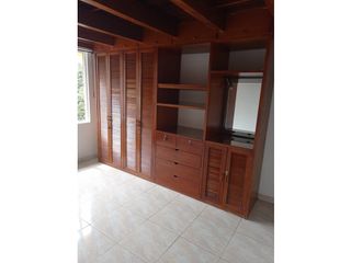 Foto 2 de CASA EN VENTA EN CEDRITOS - BOGOTA