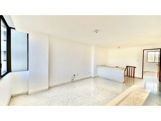 Foto 20 de SE ALQUILA APARTAMENTO DUPLEX EN EL LIDO SUR CALI