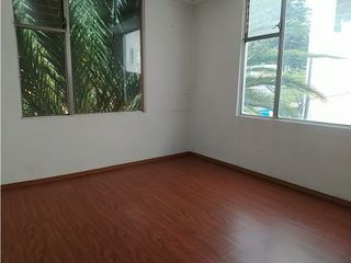Foto 17 de La Mariscal, Casa Comercial en Venta, 560m2, 7 Ambientes