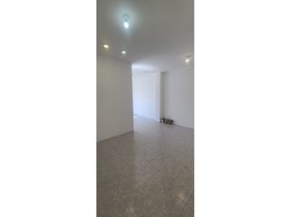 Foto 5 de Se renta apartamento cerca a la universidad ULEAM Manta.