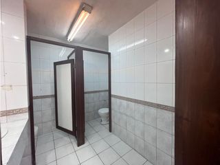 Foto 7 de Monteserrín, Local Comercial en Renta, 290m2, 3 Ambientes