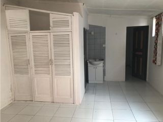 Foto 6 de Jipijapa, Casa Comercial en Venta, 365m2, 2 Locales, 3 Suite