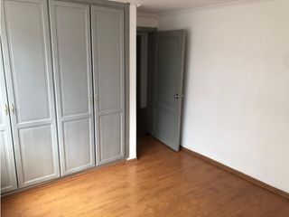 Foto 7 de Jipijapa, Casa Comercial en Venta, 365m2, 2 Locales, 3 Suite