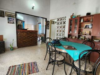 Foto 3 de Departamento Tipo Casa en alquiler en Remedios de Escalada Oeste