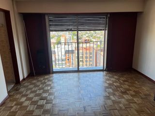 Foto 2 de Departamento en venta en Ramos Mejia Sur