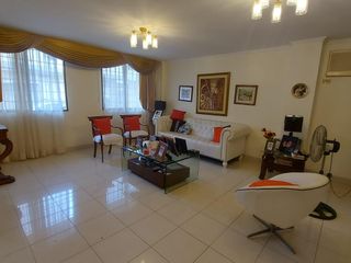 Foto 4 de OPORTUNIDAD CASA RENTERA DE 2 DEPARTAMENTOS