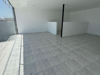 Foto 19 de Patio comercial renta norte de Quito sector Calderon Av principal