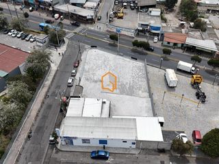 Foto 7 de Patio comercial renta norte de Quito sector Calderon Av principal