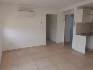 Foto 5 de VENTA departamento 1 dormitorio con cochera Cipolletti