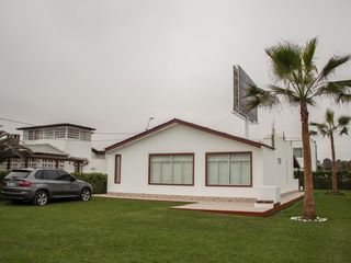 Foto 1 de Casa en venta club de playa solimar Lurín