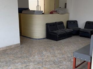 Foto 23 de SE ALQUILA Gran Local Comercial en avenida principal 2500 m2 LOS OLIVOS