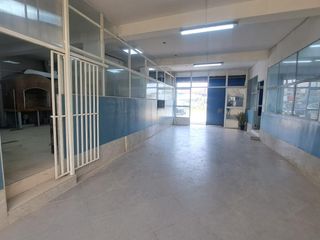 Foto 29 de SE ALQUILA Gran Local Comercial en avenida principal 2500 m2 LOS OLIVOS