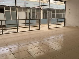 Foto 15 de SE ALQUILA Gran Local Comercial en avenida principal 2500 m2 LOS OLIVOS