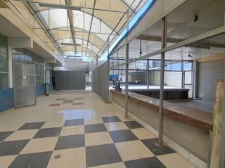 Foto 36 de SE ALQUILA Gran Local Comercial en avenida principal 2500 m2 LOS OLIVOS