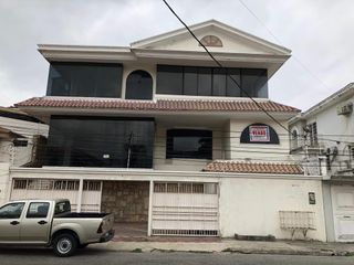Foto 1 de CASA EN VENTA EN URBANIZACIÓN SANTA CECILIA, GUAYAQUIL