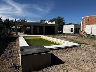 Foto 19 de Propiedad 2 dorm. En excelente zona de Funes