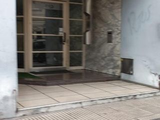 Foto 4 de Cochera fija en  zona Flores Norte