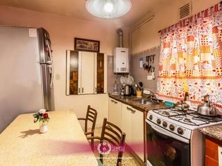 Foto 16 de Venta departamento tipo PH 3 ambientes con dependencia como dormitorio 117M² en Boedo sin expensas