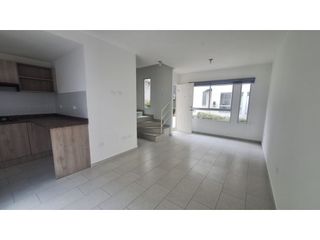 Foto 3 de Pomasqui, Casa en Renta, 150m2, 3 Habitaciones